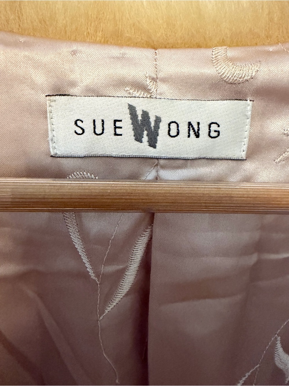 Vintage Sue Wong Cream Faux Fur Trim Coat with Blush Pink Satin-Lining - Picture 5 of 11